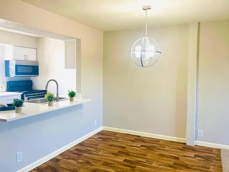 Casas Adobes Apartments — Photo 31