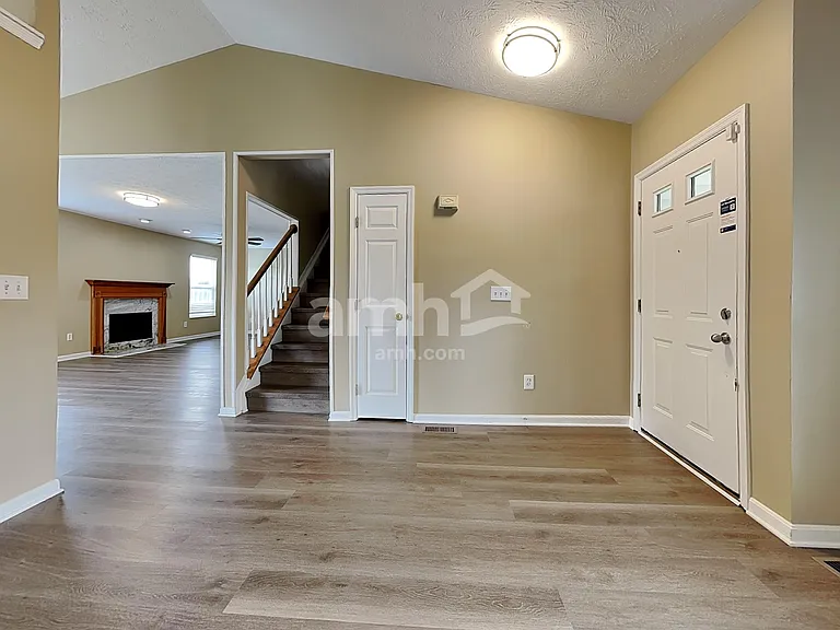 283 Deer Creek Dr — Photo 4