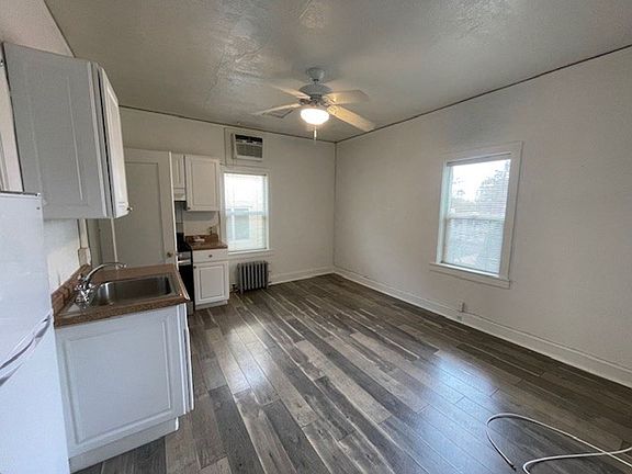 5th image of 127-135 Almond St #135-11