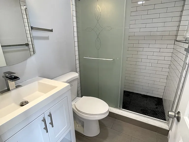 54 Brooks St #2F — Photo 6