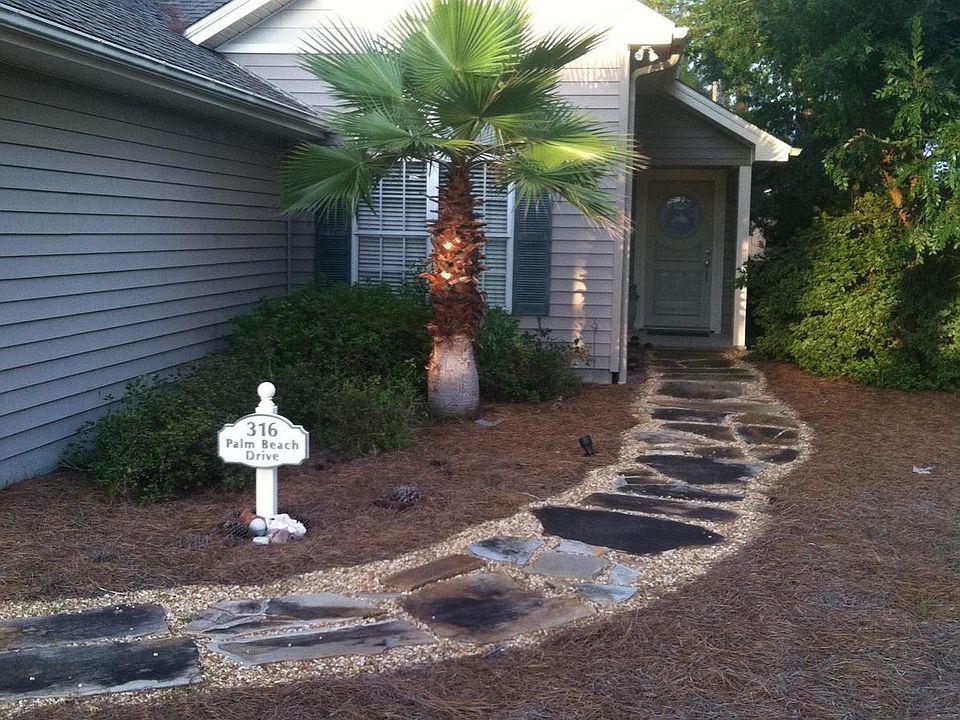 Front Entry Way 