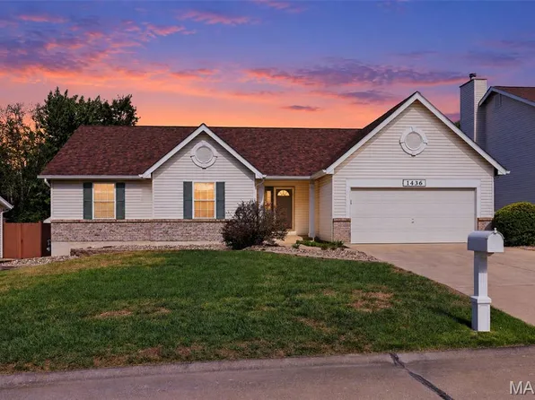 1436 Snowbird Ln, O'Fallon, MO 63366