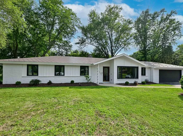 N68W14031 Oakwood DRIVE, Menomonee Falls, WI 53051