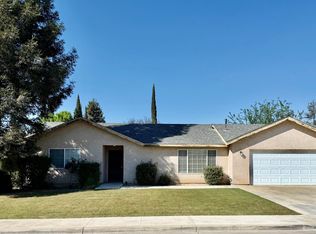 525 Cosart Ct, Exeter, CA 93221