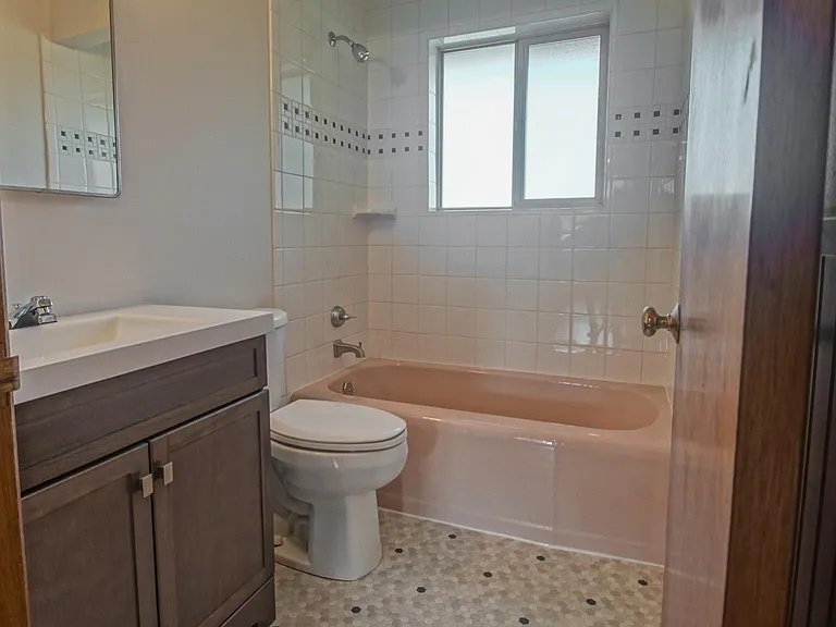 3315 6th Ave #3 — Photo 9
