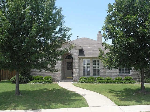 1st image of 201 Arborview Dr