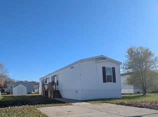 192 Monroe Dr #192, Davison, MI 48423