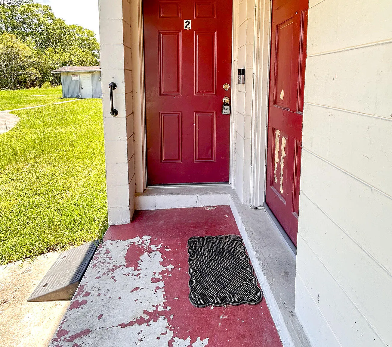 2 bed, 1.0 bath, 800 sqft, $949 — Photo 3