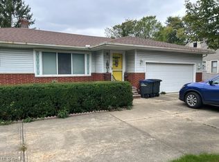 6833 E Pleasant Valley Rd, Independence, OH 44131