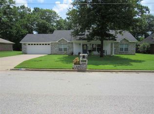 226 Remington Trl, Longview, TX 75604