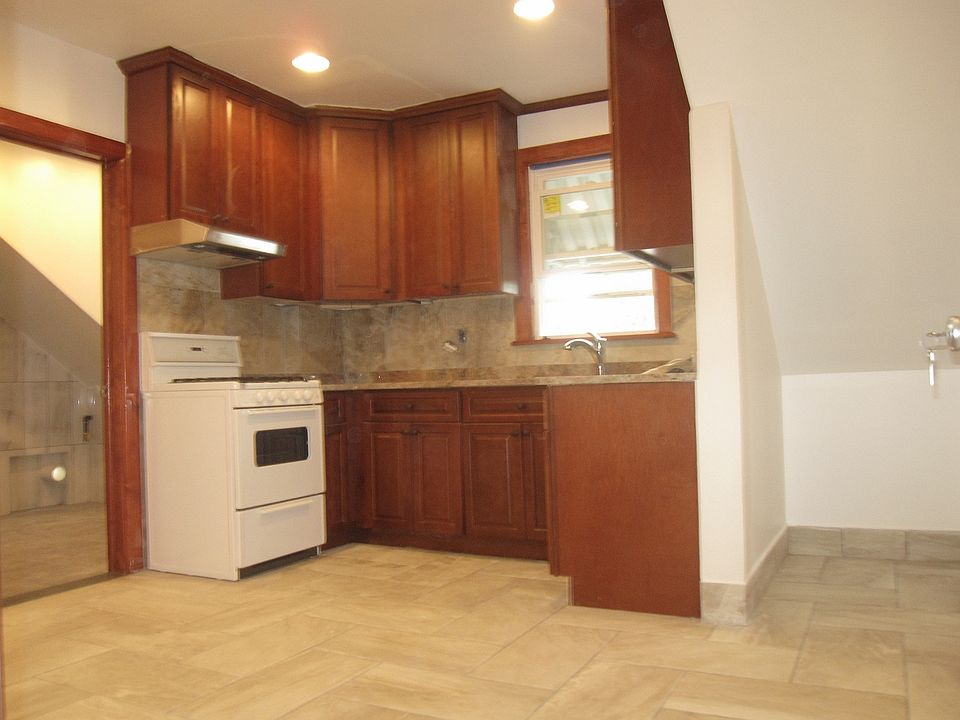 1st image of 49 Livingston Ave