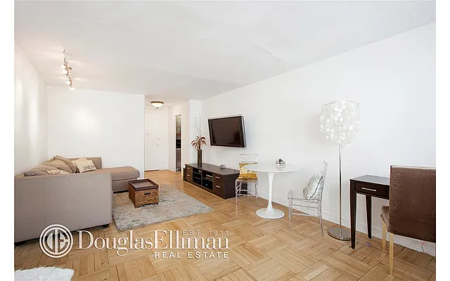 Sold by Douglas Elliman | media 8