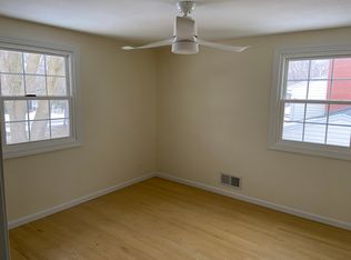 551 Roselawn Blvd, Green Bay, WI 54301