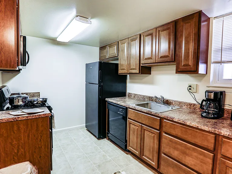 599 Cranbrook Rd — Photo 46