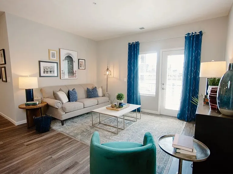 Elan Park Apartments — Photo 4