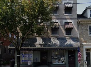22 S Market St APT 301, Elizabethtown, PA 17022