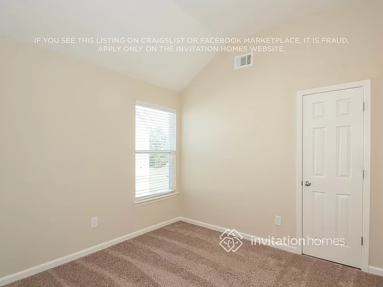 330 Fairpointe Pl — Photo 12