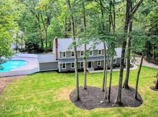 50 Anona Dr, Upper Saddle River, NJ 07458
