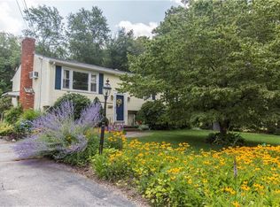 134 Blue Hill Dr, Warwick, RI 02886
