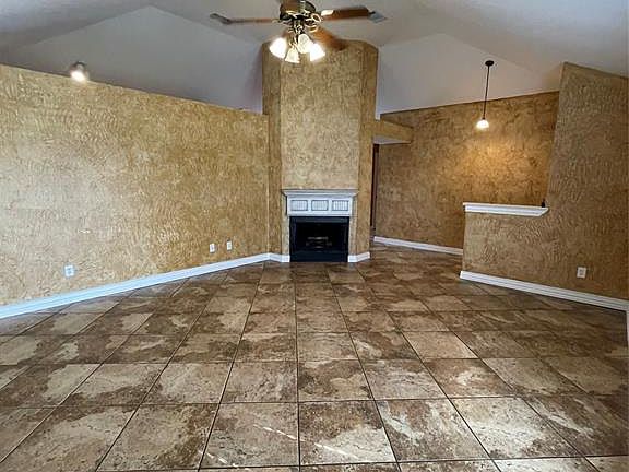 4th image of 3613 Drakestone Ave