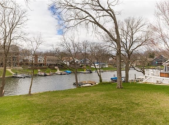 5th image of 164 Beach Dr