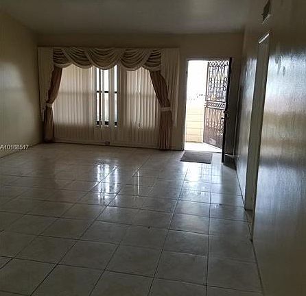 2nd image of 14820 NE 5th Ave