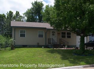 1425 W 14th St, Junction City, KS 66441