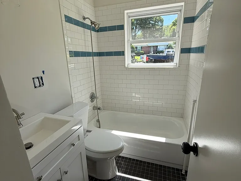 4804 Gilmore Dr — Photo 6