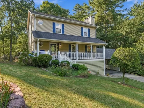 1336 Colonial Trce NW, Acworth, GA 30102
