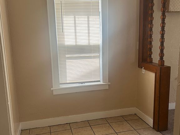 4th image of 2308 NE 21st St