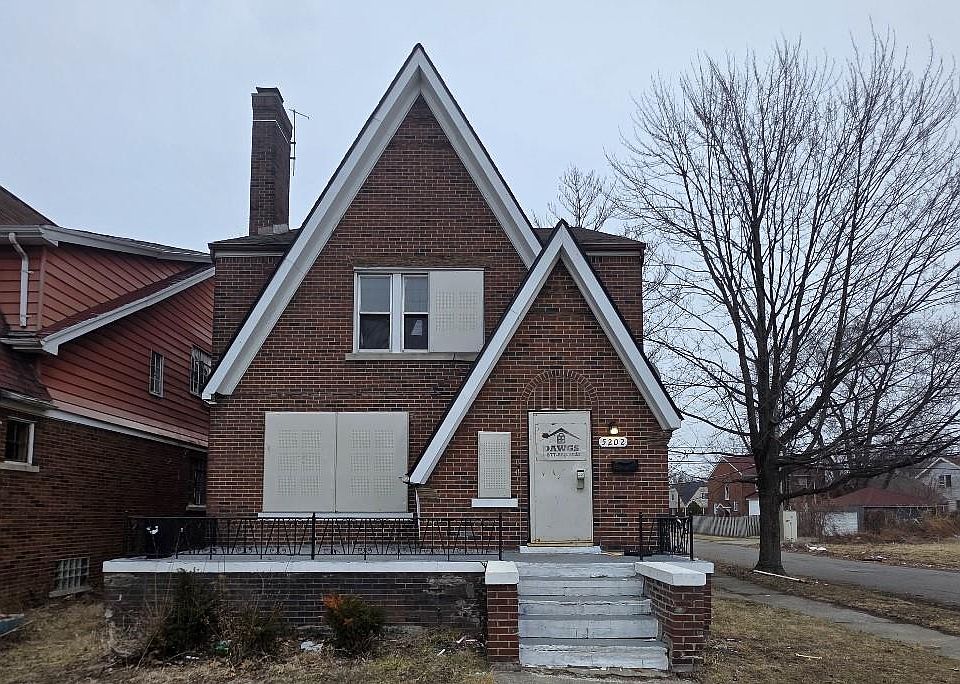 1st image of 5202 Devonshire Rd