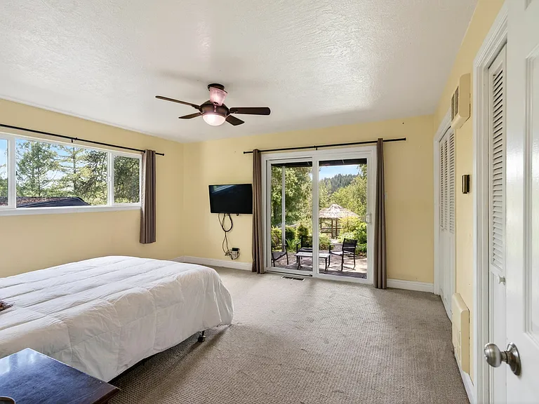 2348 Mill Creek Ln — Photo 15
