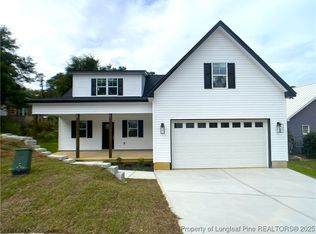 209 Walker Downs Cir, Fayetteville, NC 28305