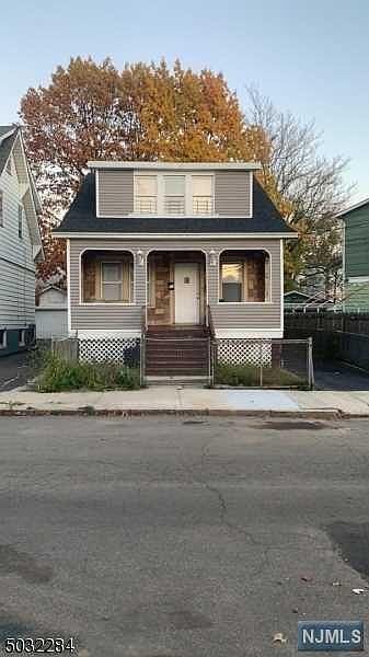 1st image of 240 Sunset Ave #242