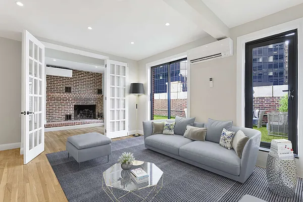 Rented by Compass | media 13