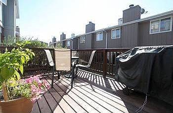 2nd image of 1152 Hertford Ct