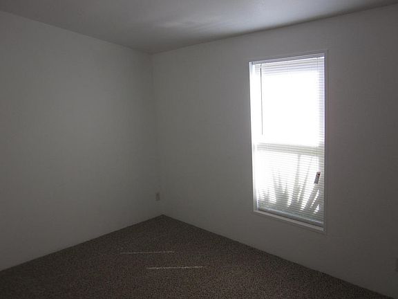 3rd image of 5700 Via Real Unit 57