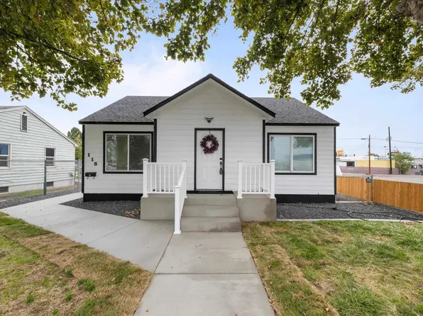 115 N 8th Ave, Pasco, WA 99301