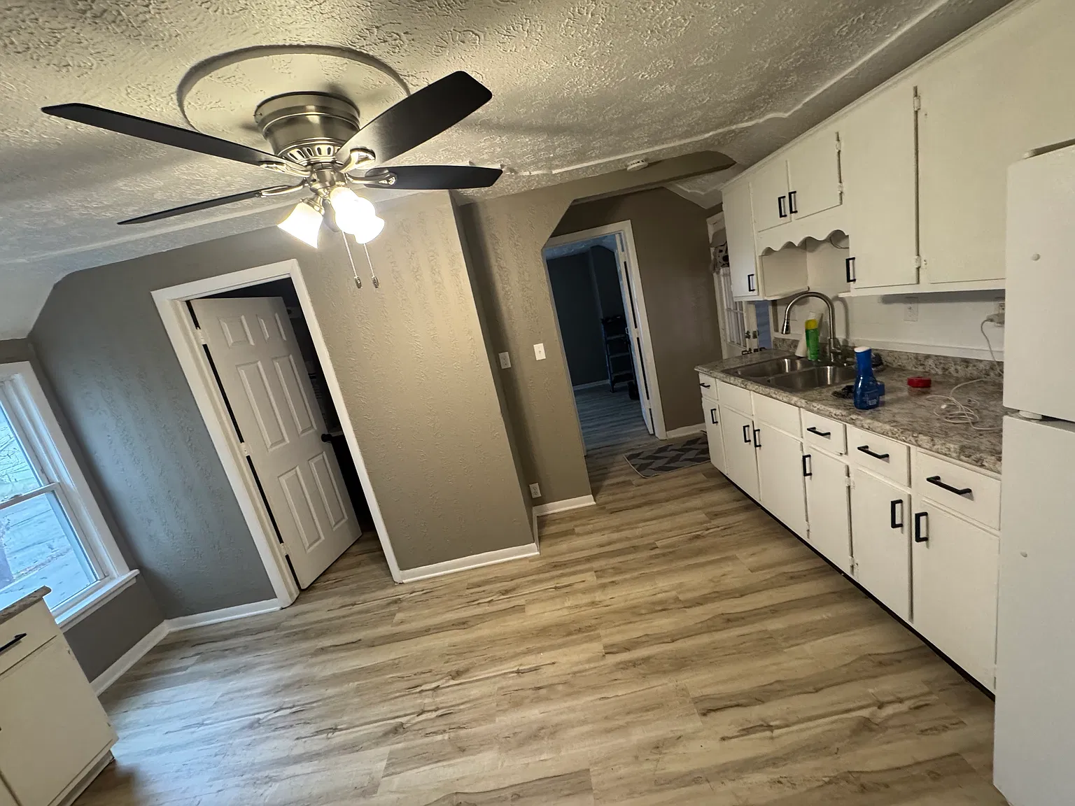 1 bed, $950 — Photo 2