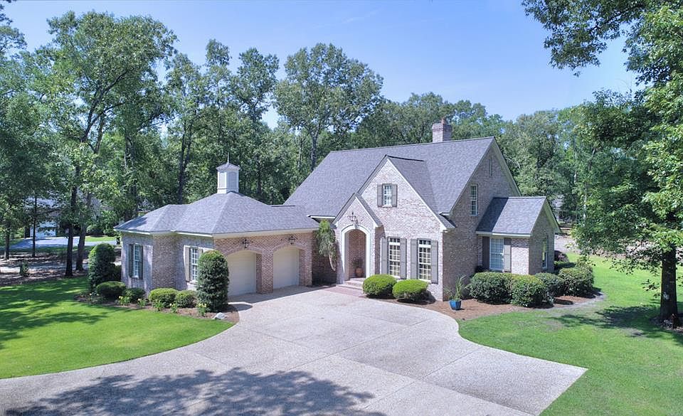 1st image of 124 Morgan Farm Dr