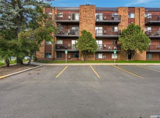 802A KINGSMERE Boulevard #305, Saskatoon, SK S7J 4B7