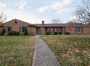 907 Iola Rd, Louisville, KY 40207