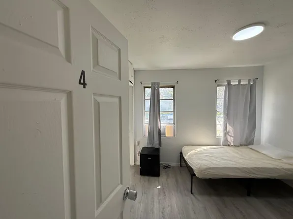 (undisclosed Address), Arlington, TX 76010