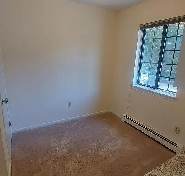 28 Andover Ct — Photo 3