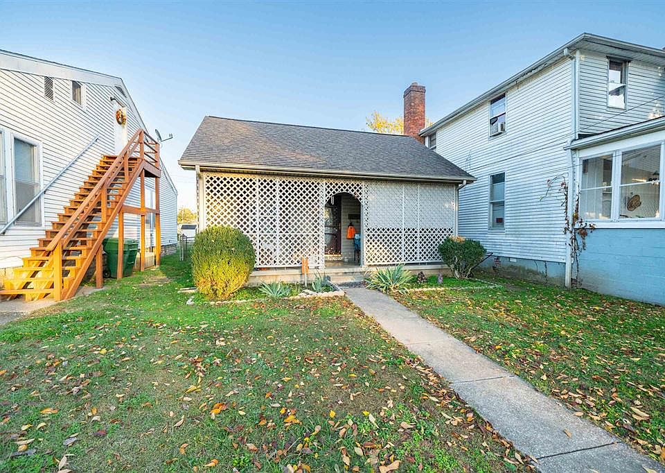 1st image of 721 Bolivar St