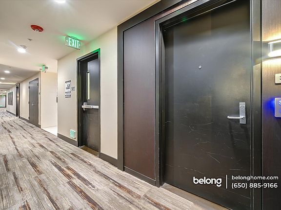 5th image of 2655 Bush St APT 327