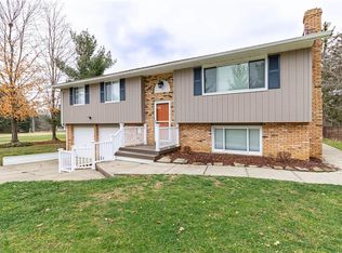 17827 Hunt Rd, Strongsville, OH 44136