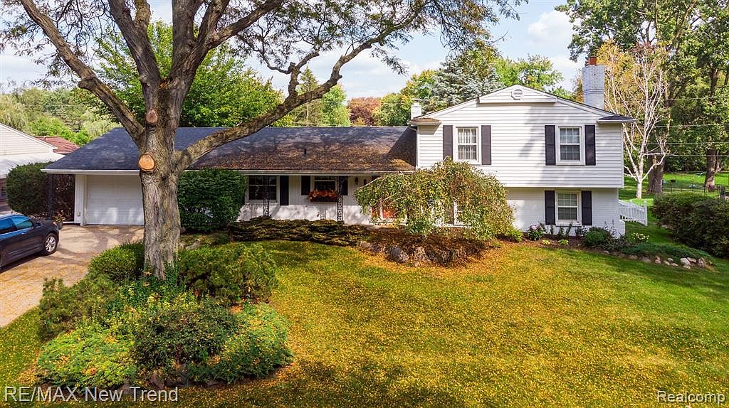30054 Wicklow Rd, Farmington Hills, MI 48334 Zillow