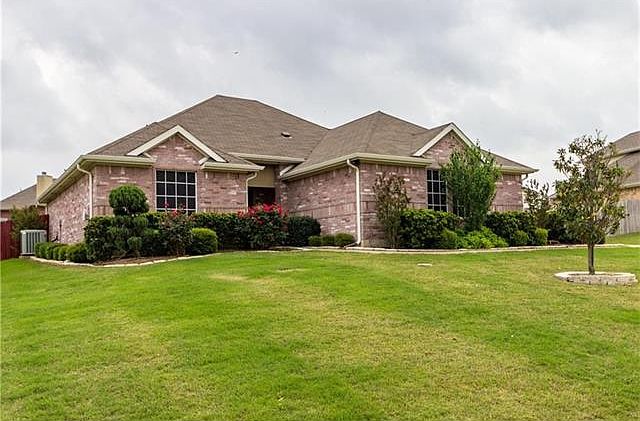 1st image of 617 Winterwood Dr