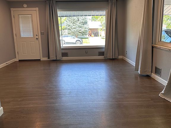 2nd image of 7483 Julian St
